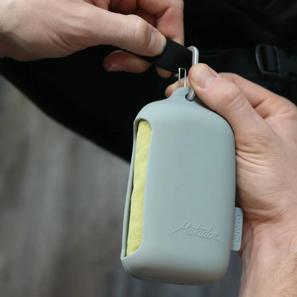 Matador Large Nano Beach Towel - Moss/Yellow