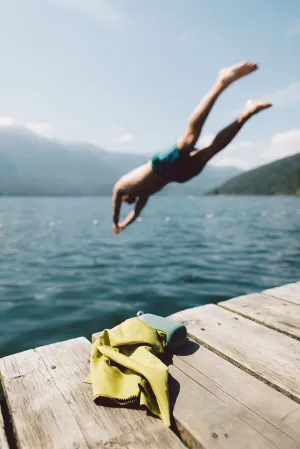 Matador Large Nano Beach Towel - Moss/Yellow